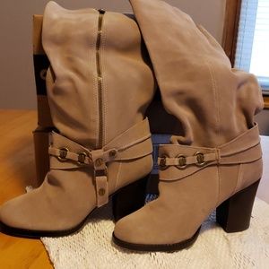 Chinese Laundry Backstreet Suede Boots
